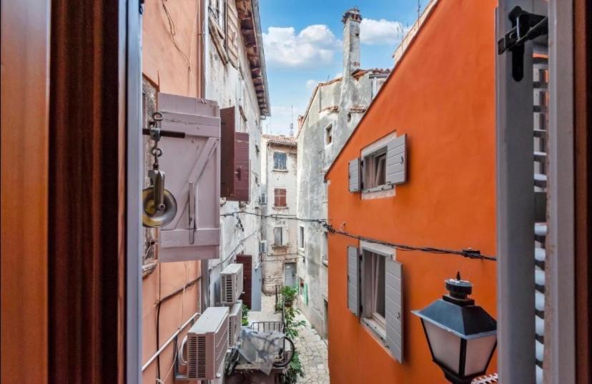 Apartment City Walls In Old Town Of Rovinj Exterior foto